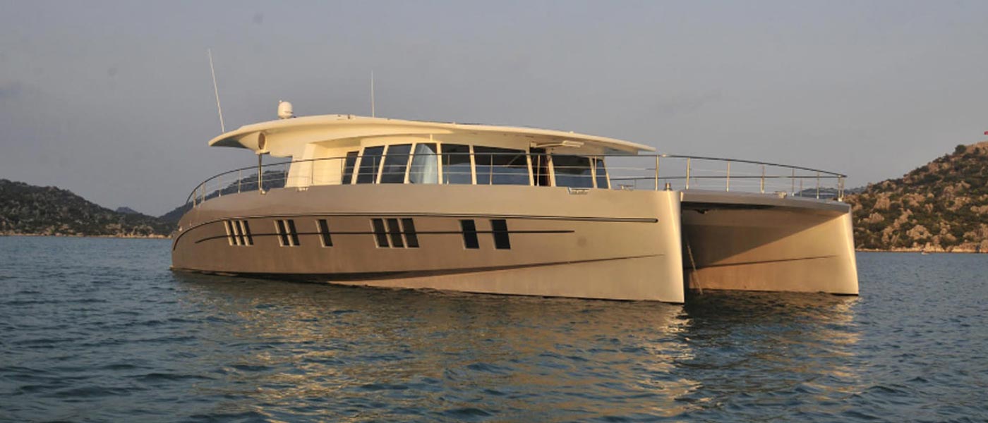 yacht solarwave luxury solar off-grid