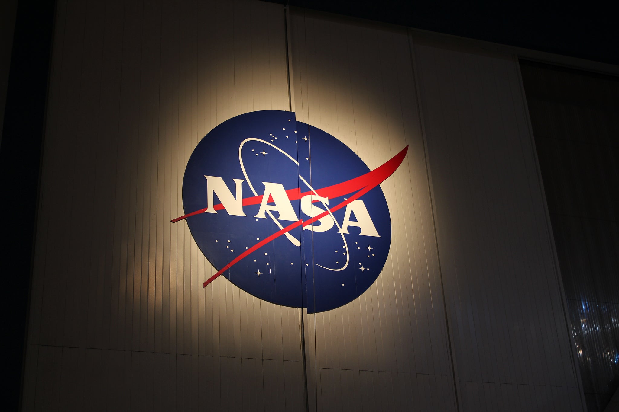 nasa budget commercial space travel