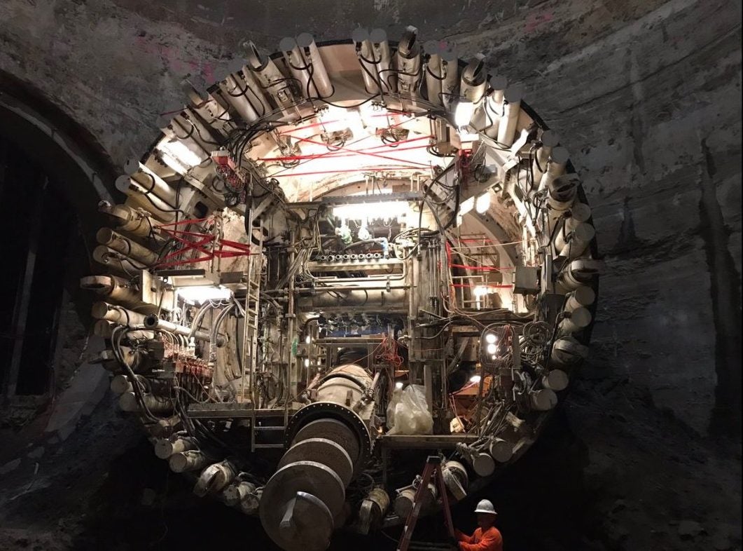 elon musk the boring company hyperloop transport
