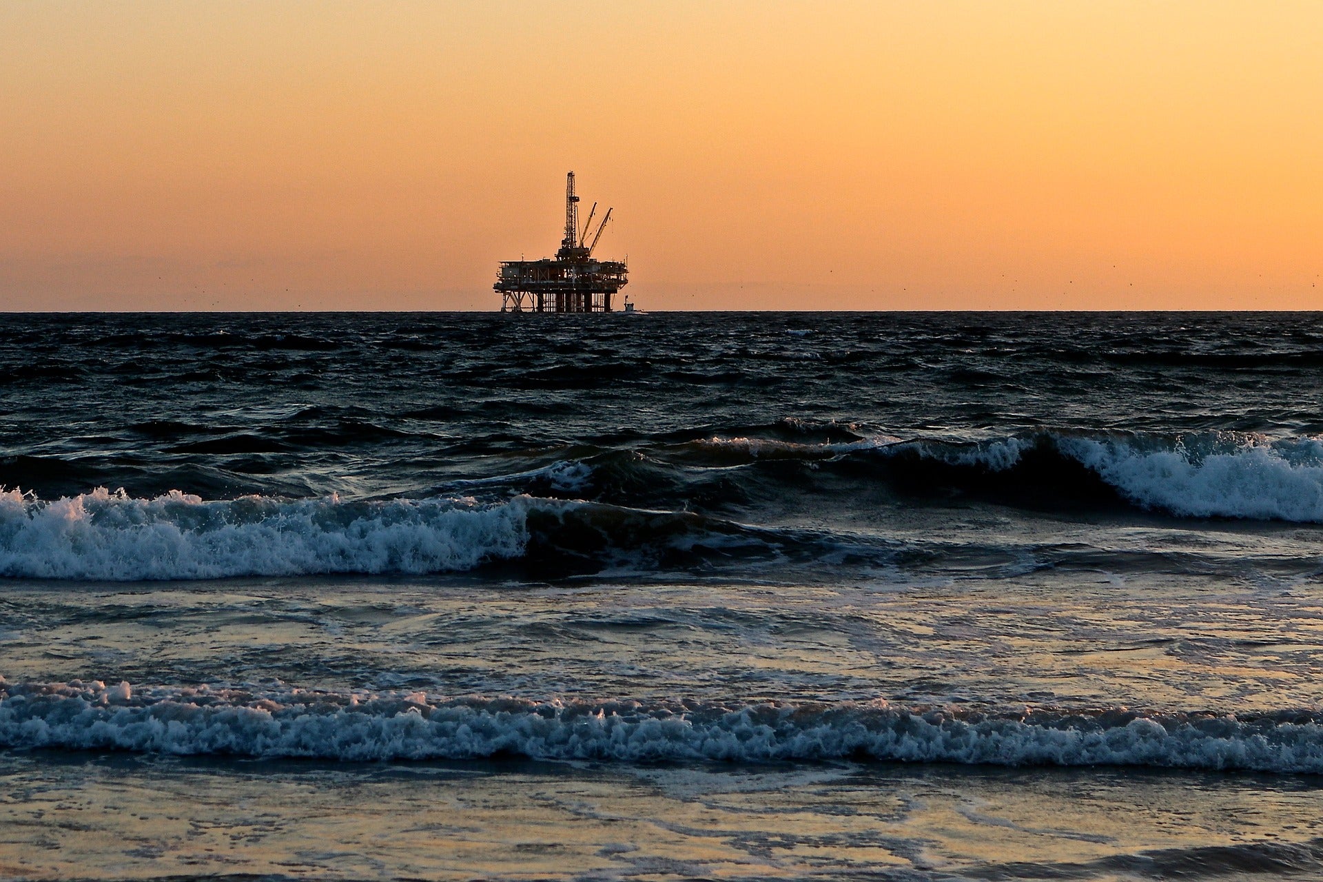 deepwater horizon oil fossil fuels