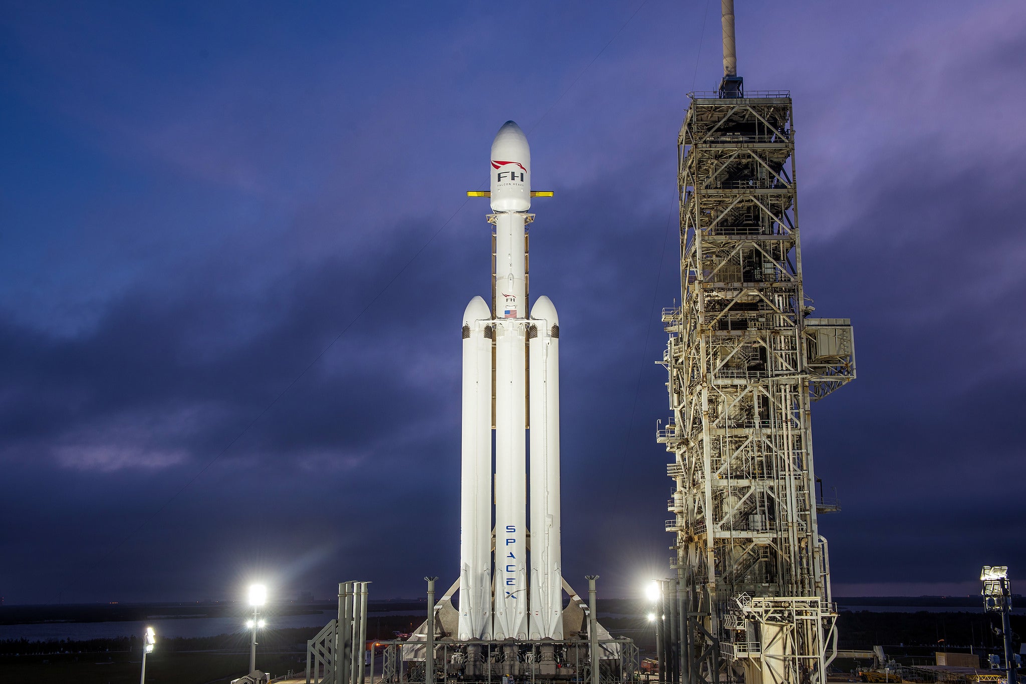 Falcon Heavy static fire