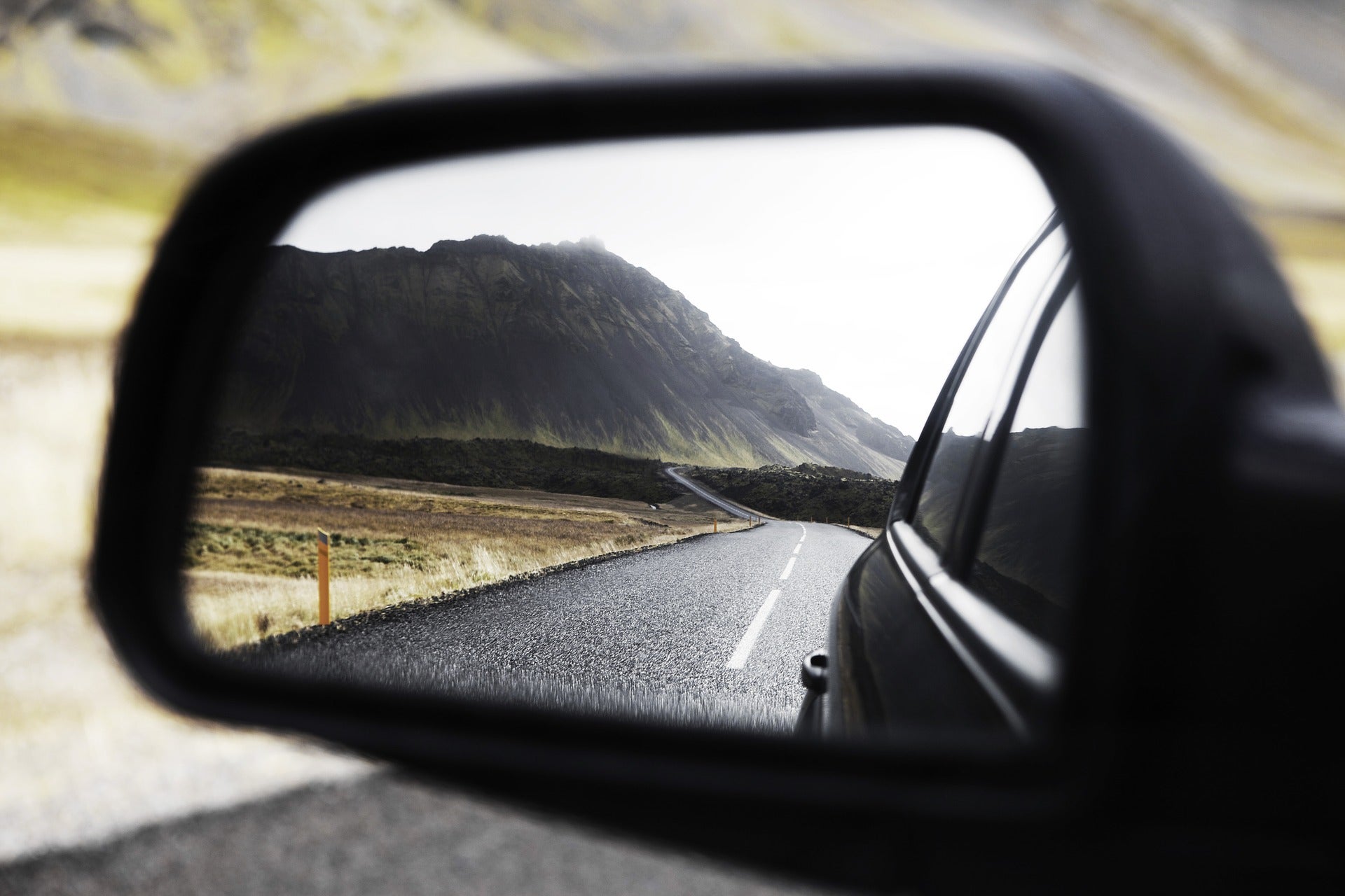 mirrorless cars mitsubishi car cameras driver safety