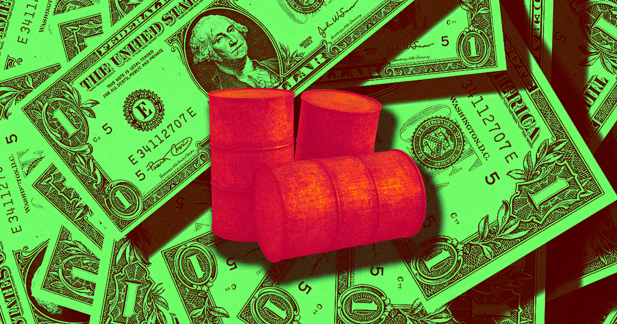 The senators and representatives who oppose the Green New Deal have accepted several times more fossil fuel money than its supporters.
