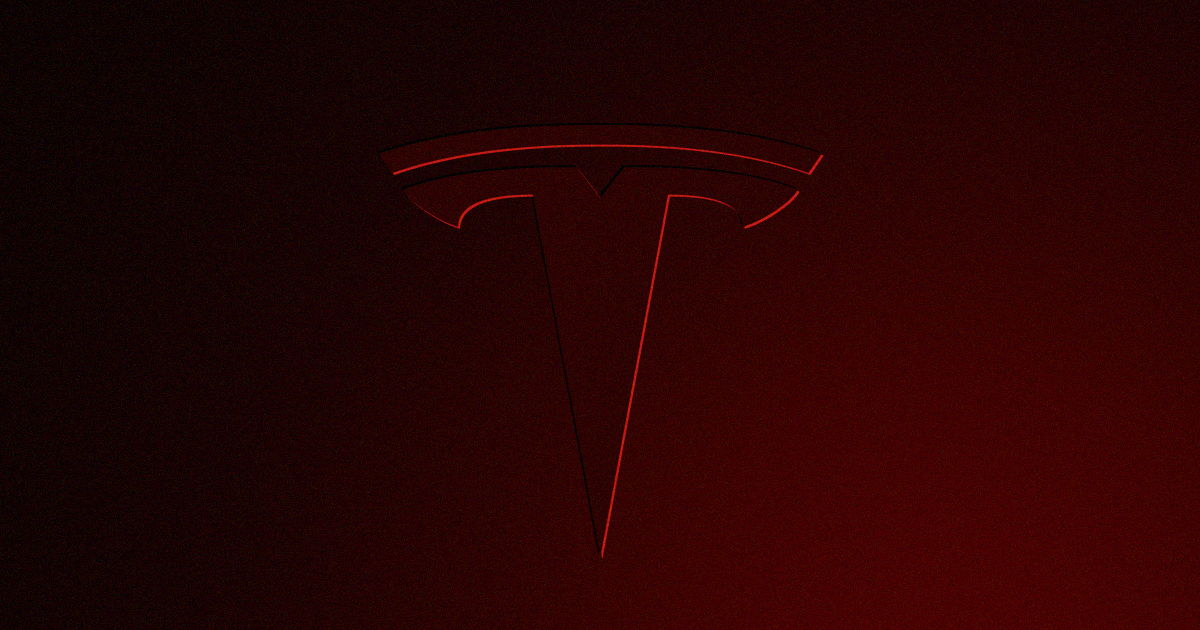 A man died from his burns after crashing a 2016 Tesla Model S into a tree in Miami, Florida yesterday afternoon, local news report.