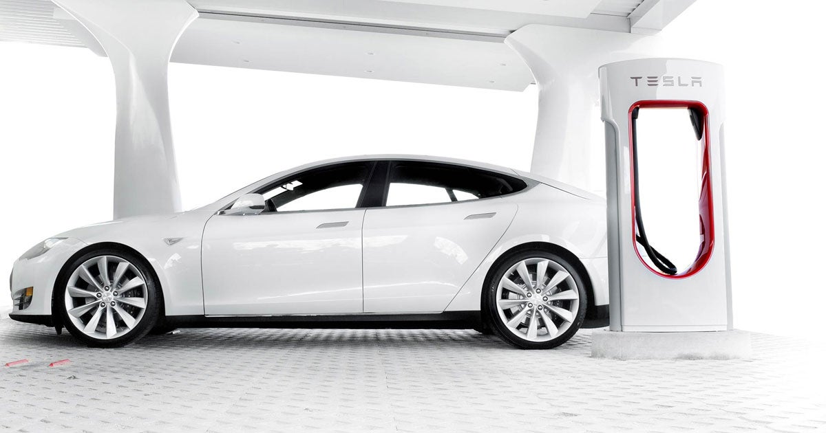 Elon Musk's electric car maker Tesla has purchased Maxwell, a battery and ultracapacitor company, in a reported $200 million deal.