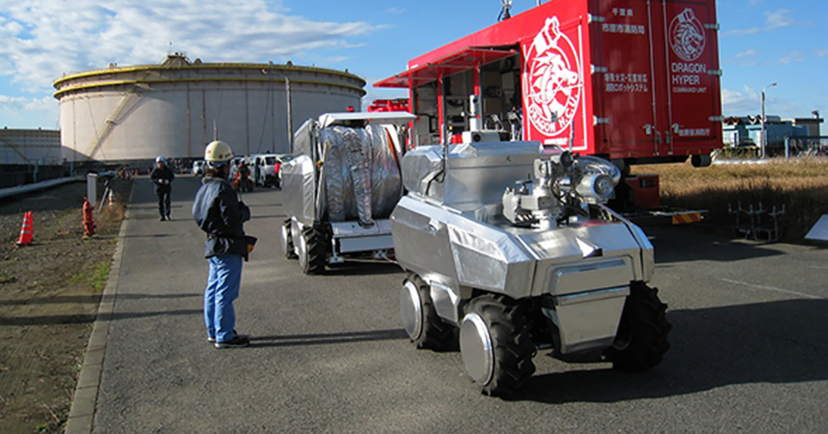 A newly demoed pair of autonomous firefighting robots are designed to battle particularly hazardous fires, such as those at petrochemical plants.