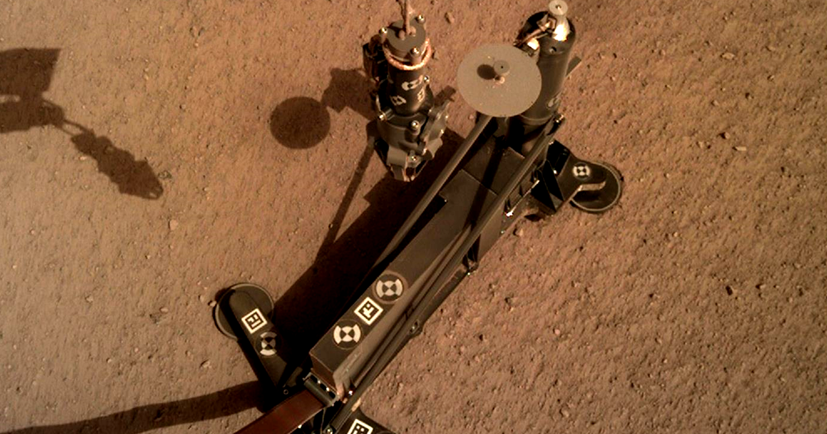 NASA collaborators admitted that they're not sure what's wrong with the InSight lander's instrument that was supposed to dig into the surface of Mars.