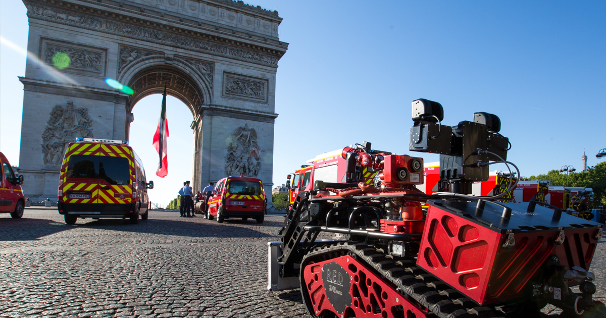 When the Notre Dame blaze got too dangerous for humans to continue battling, the Paris Fire Brigade called in a firefighting robot named Colossus.
