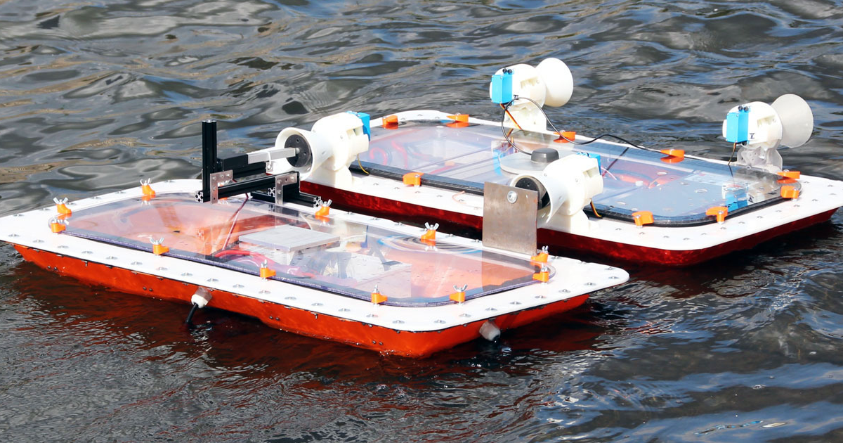MIT scientists built a new algorithm for self-piloting "roboats" that let them automatically latch together to form robot barges.