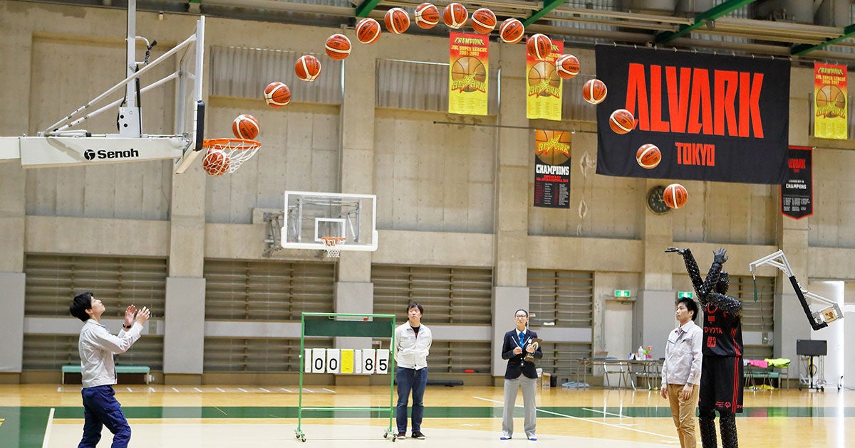 Toyota's basketball robot CUE3 just set the Guinness World Record for "most consecutive basketball free throws by a humanoid robot (assisted)."