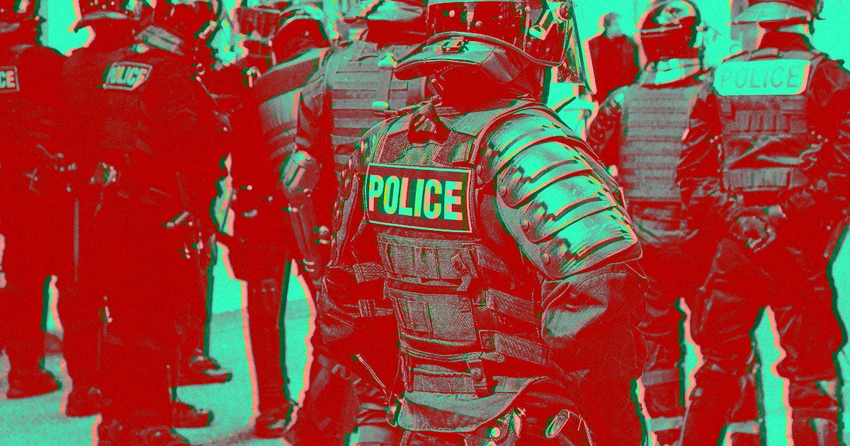 Amazon cut a confidential deal with a police force to push its doorbell camera, Ring, onto the local community in exchange for surveillance tech.