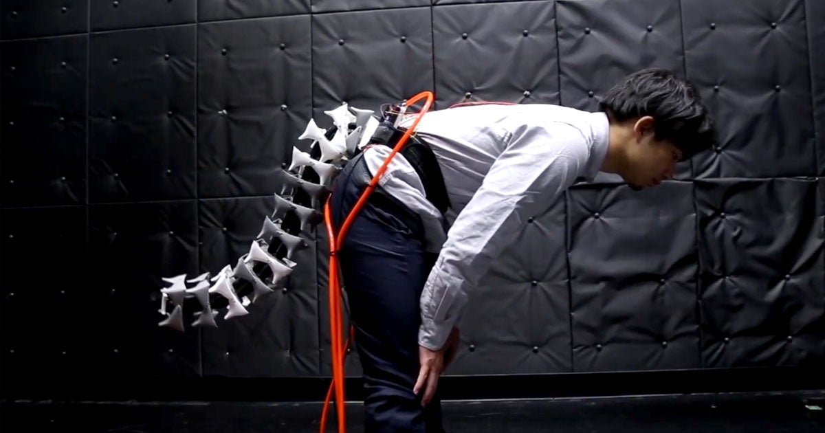 Engineers built a robot tail called Arque that could help people balance, lift heavy loads, or at least make VR games more immersive.