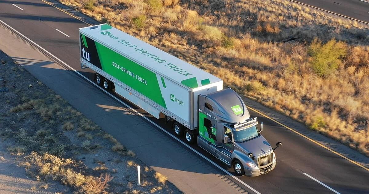 For the past few months, UPS has sent giant self-driving trucks on the roads to deliver cargo loads between Phoenix, Tucson, and Arizona.