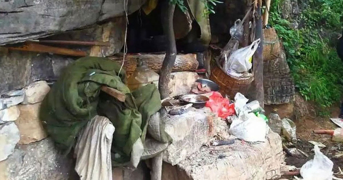 Using a camera-equipped drone, police were able to track down a fugitive living in a tiny cave after escaping from a prison camp 17 years ago.