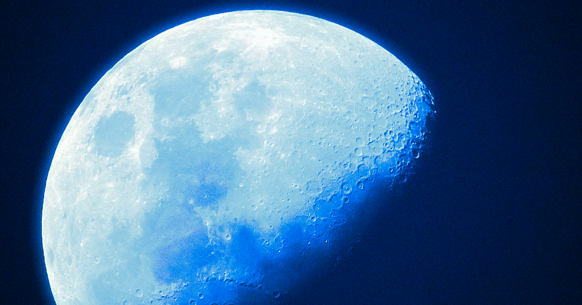 SpaceX CEO Elon Musk is well aware of a potentially fatal flaw in the company's plan to use a Moon base as a refueling station.