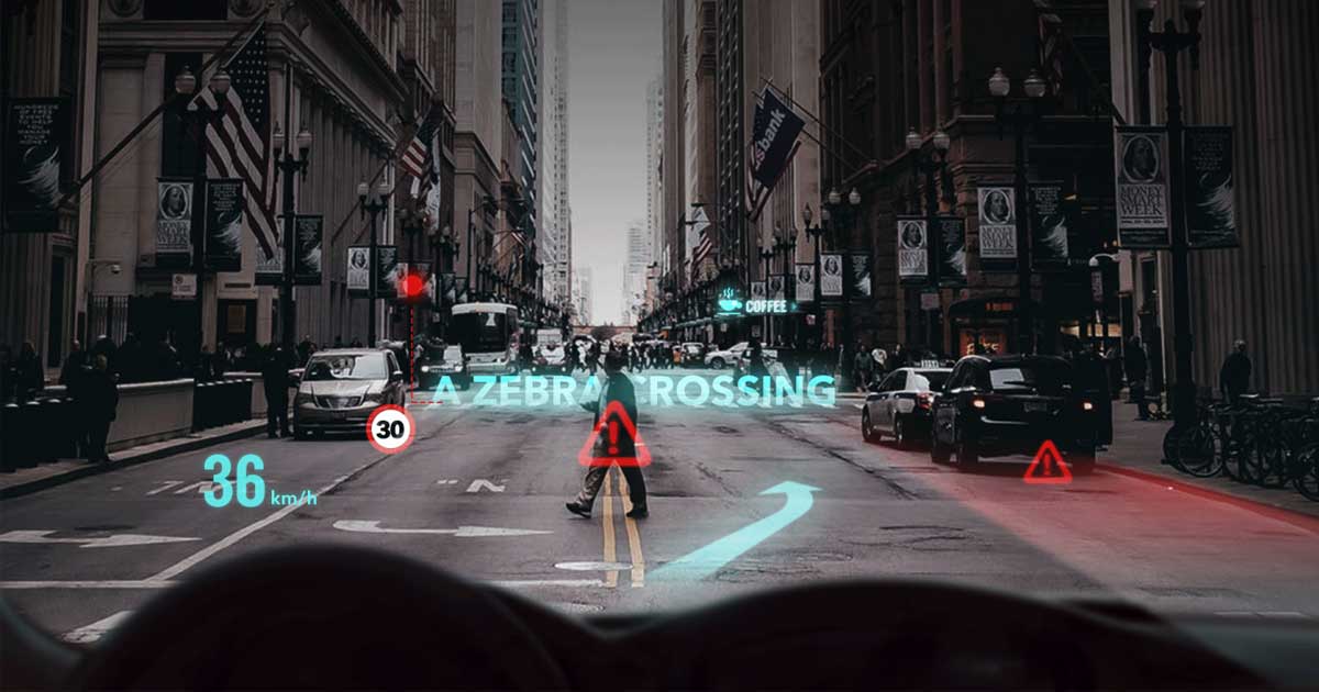 Chinese company Futurus's new heads-up display screen for cars takes advantage of the entire windshield and not just a small part of it.