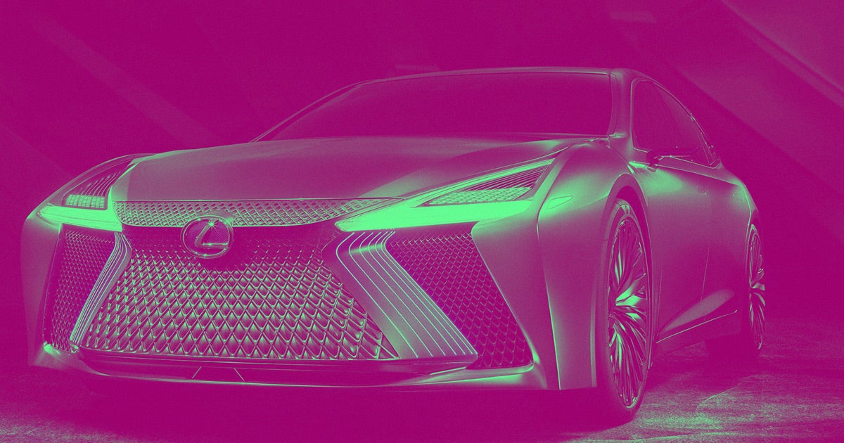 Lexus president Koji Sato says the company will unveil it's Autopilot-like assisted driving technology, Highway Teammate, which enables hands-free driving.