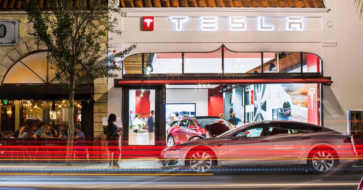 Tesla is reaching out to the landlords of its dealerships and service centers to try and negotiate down its rent payments.