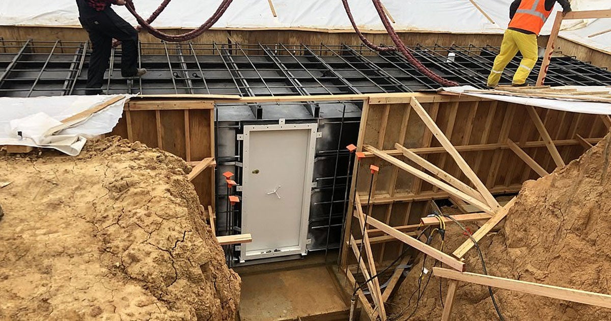 An increasing number of the mega-rich are trying to hide out in underground bunkers, usually in New Zealand, until the pandemic is over.