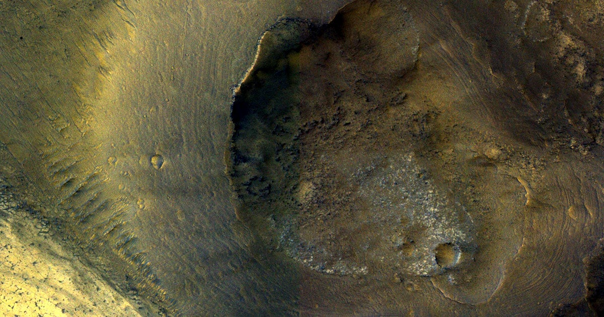 By playing around with mud in a special lab, an international team of researchers found that Mars is likely covered in strange mud volcanos.