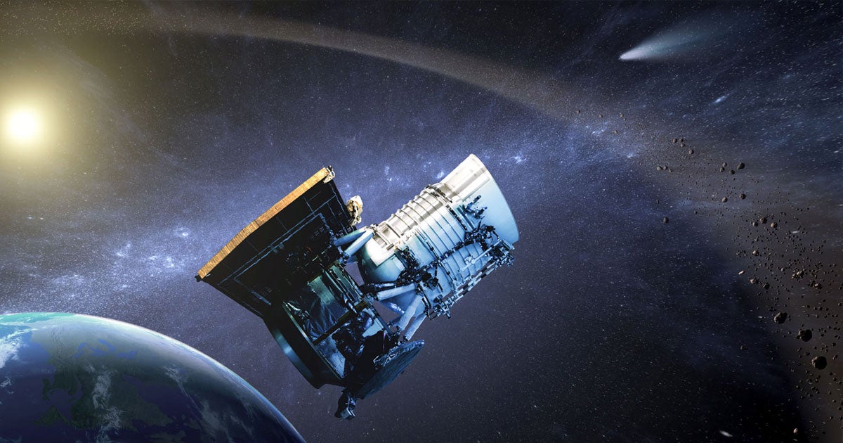Comet NEOWISE has been visible to the naked eye over the weekend. The rare event was captured on camera by amateurs and professionals alike.