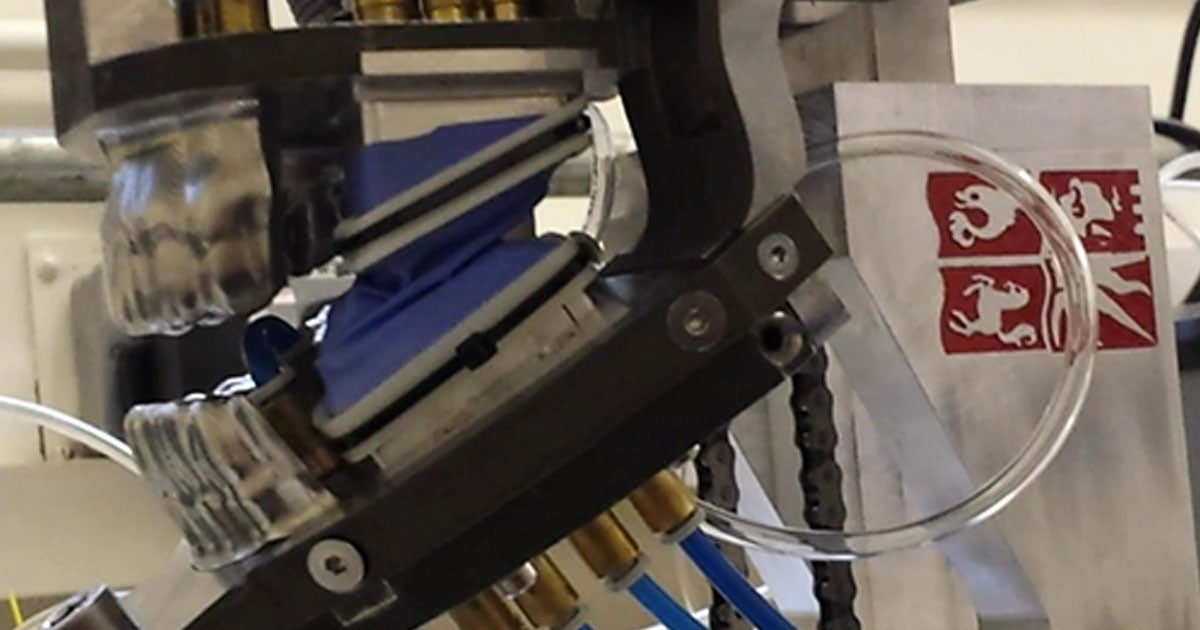 A team of researchers at the University of Bristol, UK,  built a set of robot jaws that can chomp on medicated chewing gum just like a human.