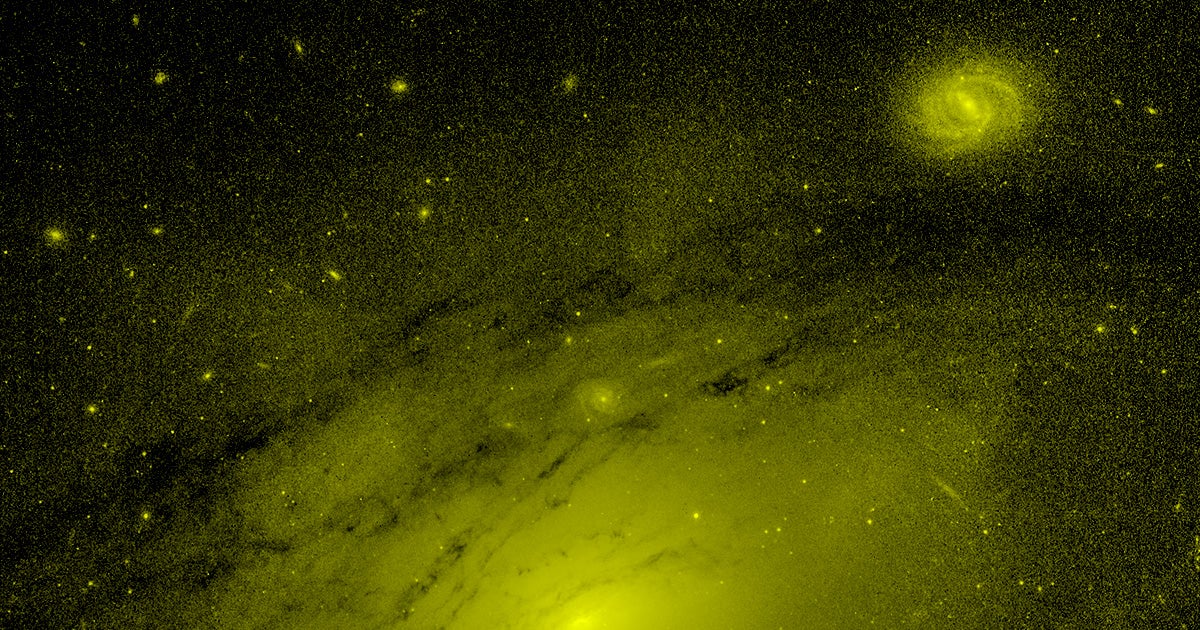 After a citizen scientist saw what looked like beams of darkness coming out of a black hole, scientists think it's similar to light piercing through clouds.