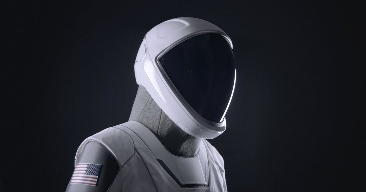 Lil Nas X got his hands on a genuine SpaceX astronaut helmet for a recent "Space Odyssey"-themed photoshoot, and Elon Musk personally approved the loan.