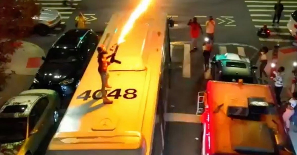 Last week, in what seems to be an unauthorized stunt or part of a music video, a man jumped onto an occupied NYC bus and fired a flamethrower into the air.