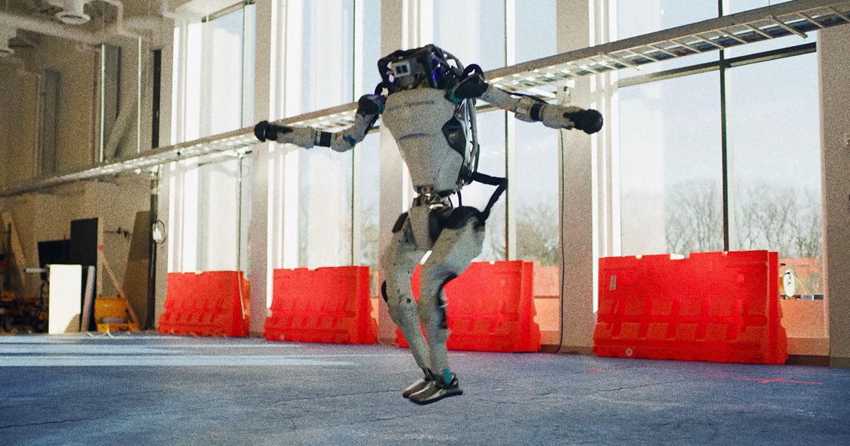 A new video shows a crew of Boston Dynamics robots busting some impressive dance moves, to the beat of The Contours' 1962 smash hit "Do You Love Me":
