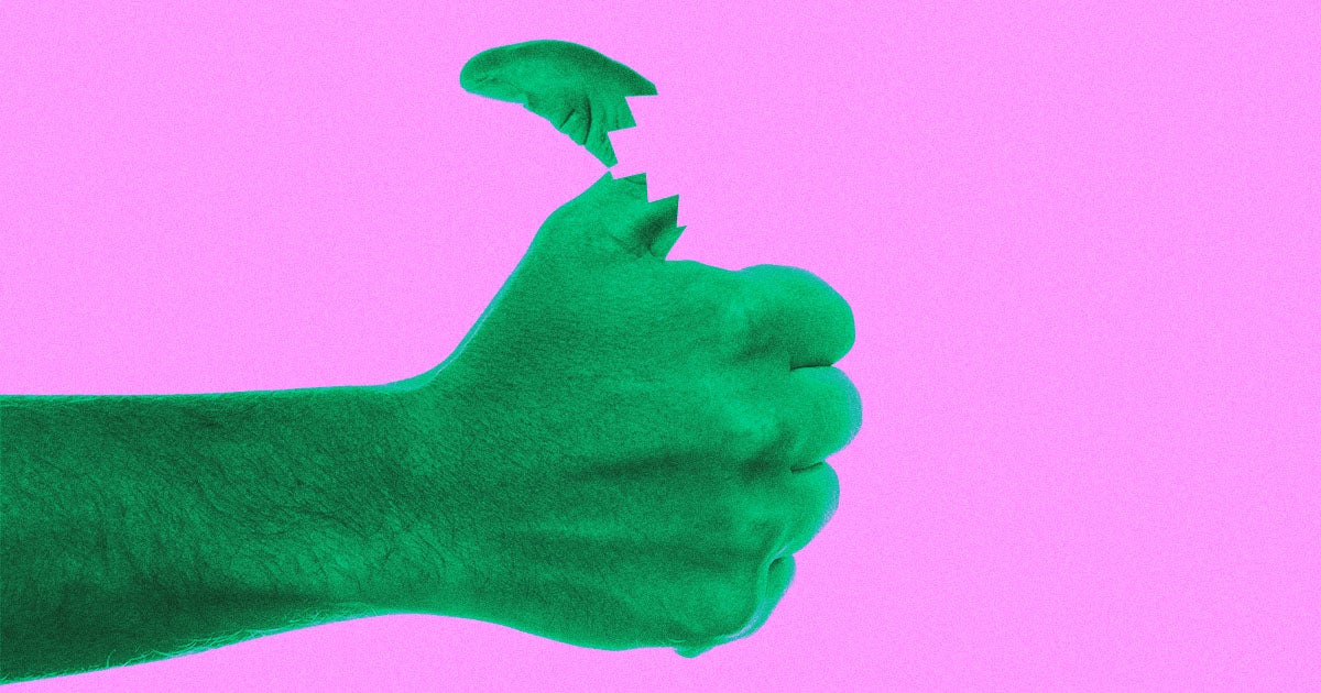 A professional "Call of Duty" player had to retire from his eSports career after an injury to his thumb and wrist came back.