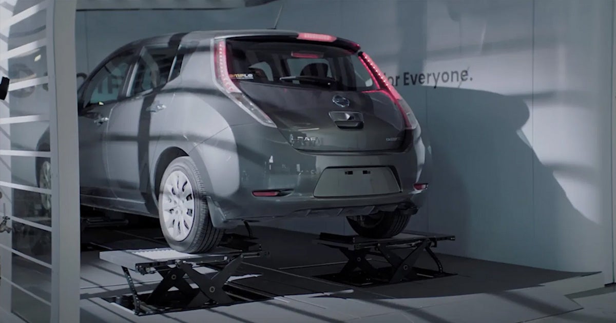 Startup Ample has launched an electric car charging network that can provide a car with a full charge in less than ten minutes, as Business Insider reports.