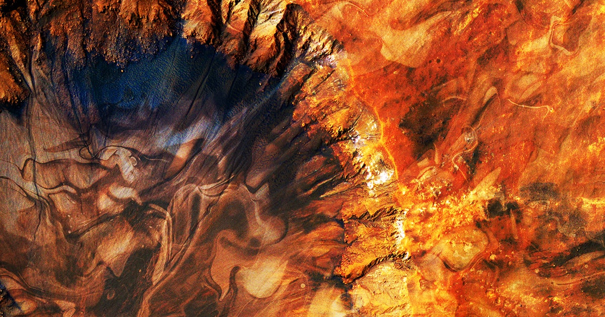 Scientists suspect that there could be past or present microbial life beneath the surface of Mars that survives thanks to radioactivity.