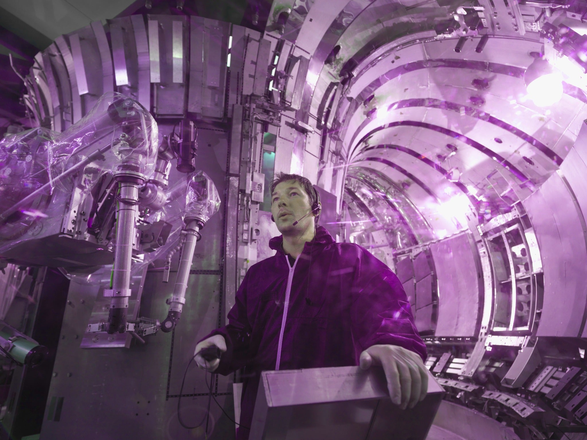 Nuclear fusion power, which is clean and basically limitless, could be just around the corner. Advancements made in recent weeks may actually tip the scale.