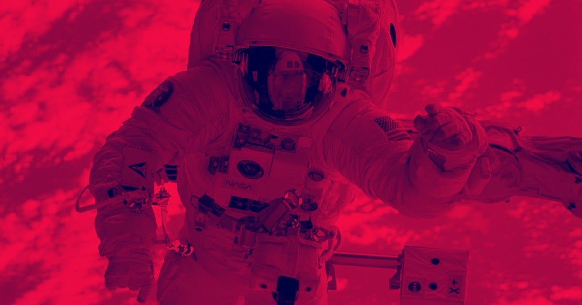 Experts now say that future space colonists are likely going to face food troubles — and that might just turn them into cannibals.