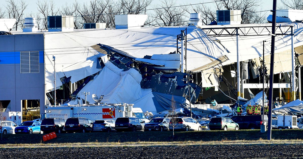 Amazon is under fire for its controversial workplace cell phone ban in the wake of a deadly warehouse collapse in Illinois during Friday night's tornado.