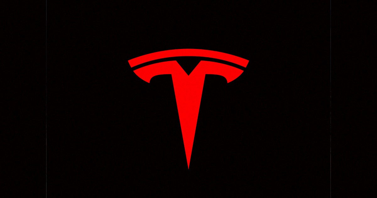 A Tesla factory worker has died on the assembly line at the electric carmakers' Fremont assembly line.