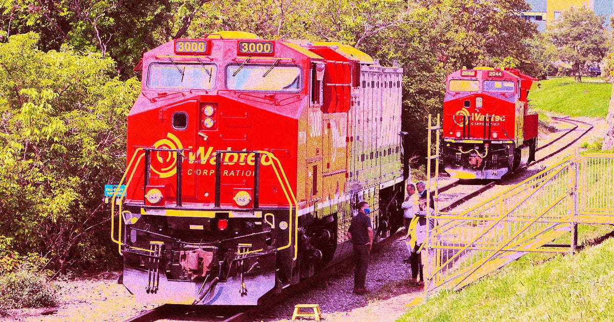 Union Pacific purchased 20 battery-powered locomotives for use in rail yards while other battery-powered train cars are getting to work.