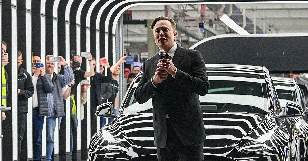Tesla CEO Elon Musk showed off his incredibly awkward dance moves during the electric car company's grand opening of its Gigafactory in Berlin, Germany.