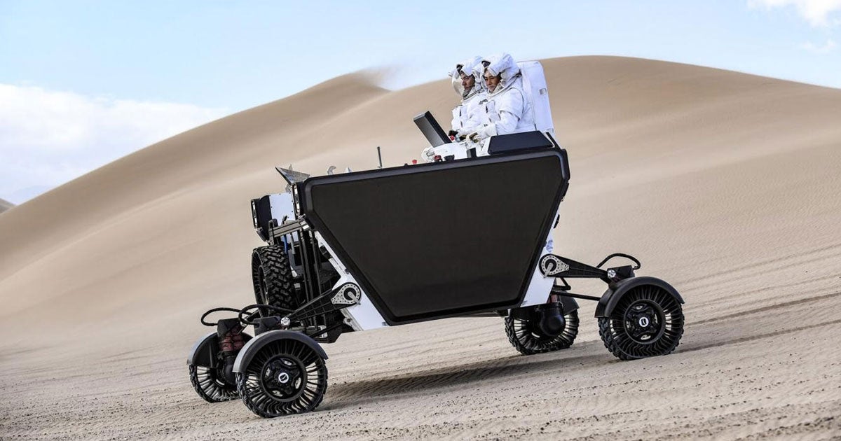 Aerospace startup Venturi Astrolab has shown off a futuristic new interplanetary rover meant to ferry astronauts across the surface of the Moon and Mars.