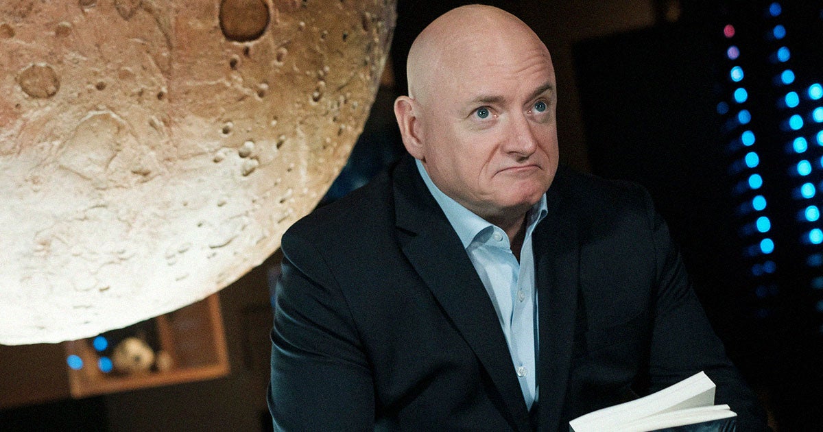 After breaking his promise to not trash talk Russia, former NASA astronaut Scott Kelly appears unable to shut up. 