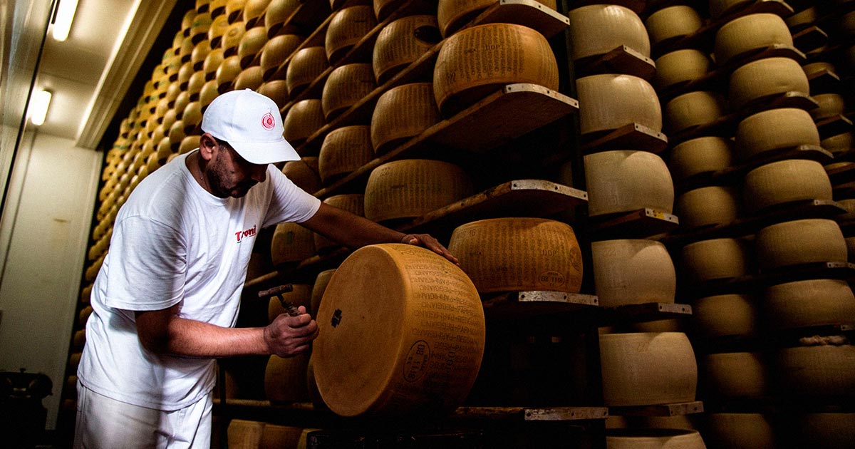 Italian Parmigiano Reggiano cheesemakers are inserting high-tech computer chips into the rinds of their cheese wheels to fight cheese crime.