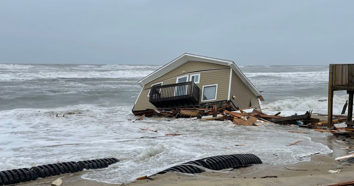 Two homes in North Carolina collapsed into the ocean. The most recent house was on stilts. Local park service captured video of the moment.