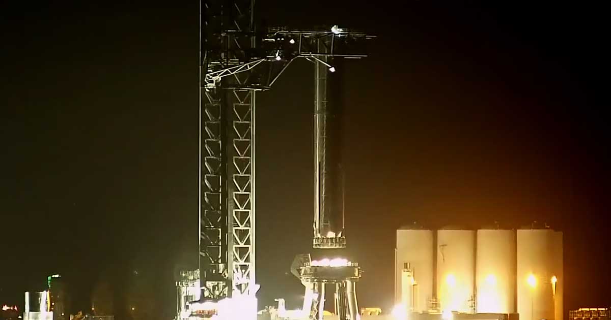 For the first time, SpaceX has managed to lift and place its Super Heavy rocket booster onto its launch pad using its "chopsticks"-wielding launch tower.