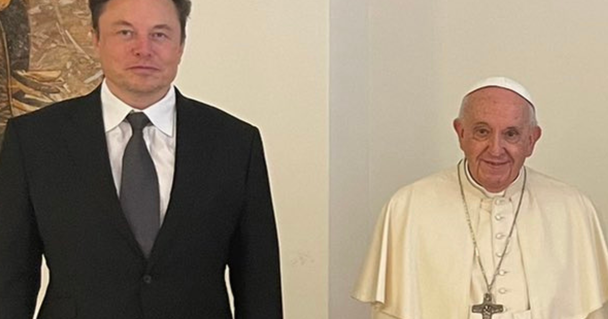 Never has a photo looked as awkward as the one Tesla CEO Elon Musk and his children just took with the Pope after flying his private jet to Italy.