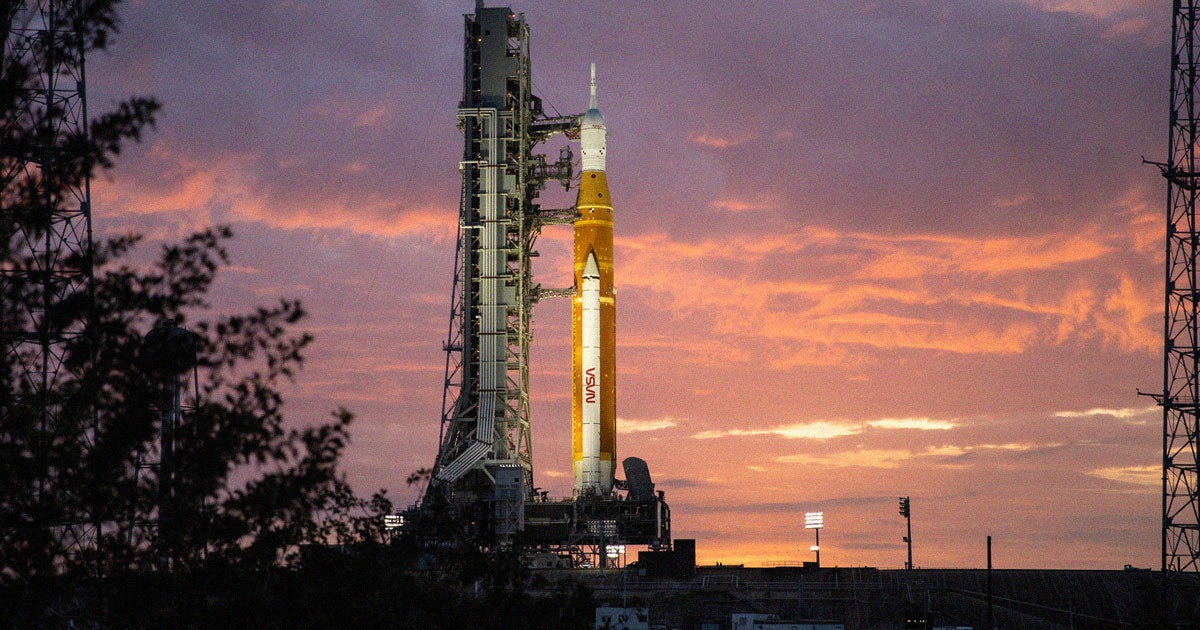 Almost immediately after the Kennedy Space Center Visitor Complex made Artemis 1 Moon misson launch tickets available to the public, the website crashed.