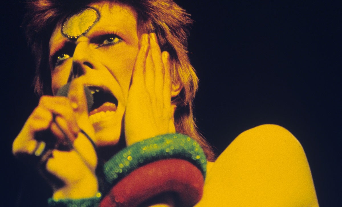 After announcing that it would be releasing a bespoke NFT line, the estate of David Bowie has deleted its initial post about the project.