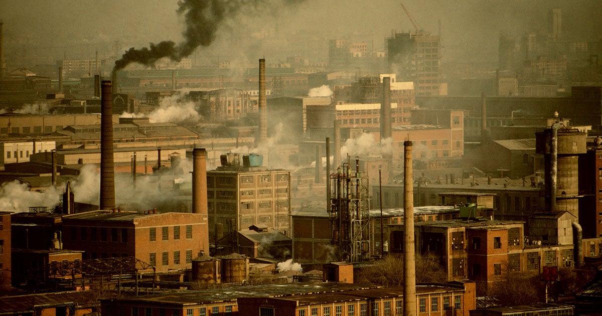 The lululemon yoga company manufactures much of its expensive workout wear in coal-powered factories — and its stans are super ticked off about it. 