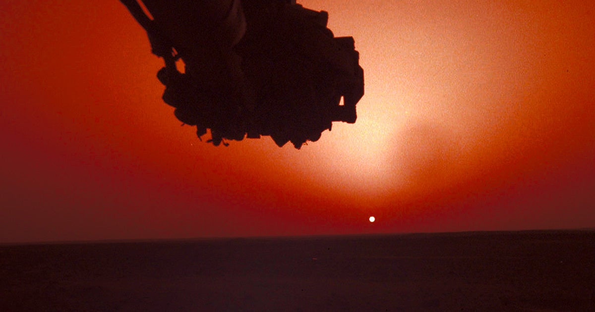 The brave little Mars lander that could is keeping on' keepin' on — even though it was supposed to die earlier this year. 
