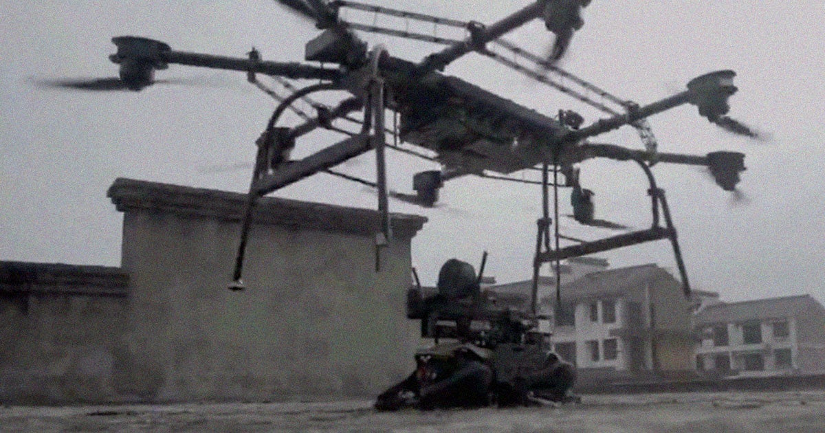 A video has gone viral of a massive drone dropping off a machine gun-wielding robot dog, a terrifying vision of the future of warfare.